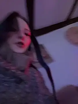 Snapshot of Seductively4_20 chatting on February 5, 2026, 5:14 am Seductively4 20 online show from February 5, 2026, 5:14 am