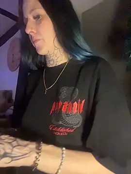 Snapshot of Seductively4_20 chatting on February 15, 2026, 10:30 pm Seductively4 20 online show from February 15, 2026, 10:30 pm