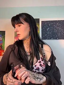 Snapshot of Seductively4_20 chatting on June 14, 2026, 9:32 am Seductively4 20 online show from June 14, 2026, 9:32 am
