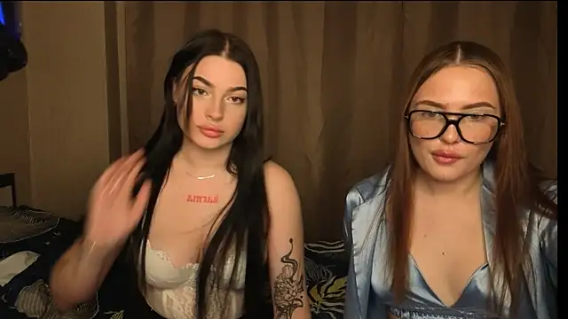 honey     bunny online show from November 9, 2025, 1:37 pm