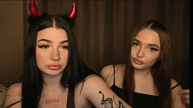 honey     bunny online show from November 11, 2025, 1:50 pm