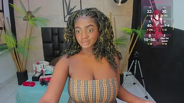 Snapshot of alana_bonny chatting on September 24, 2025, 12:22 pm alana bonny online show from September 24, 2025, 12:22 pm