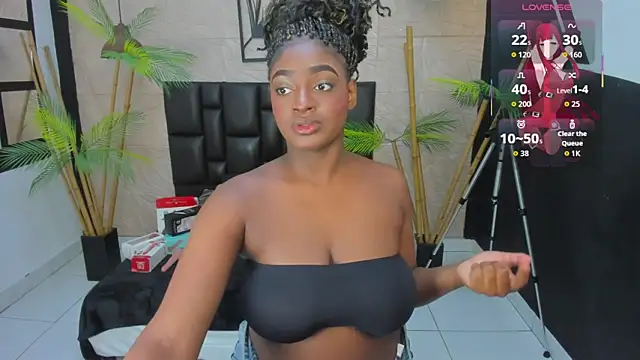 Snapshot of alana_bonny chatting on September 20, 2025, 11:59 am alana bonny online show from September 20, 2025, 11:59 am