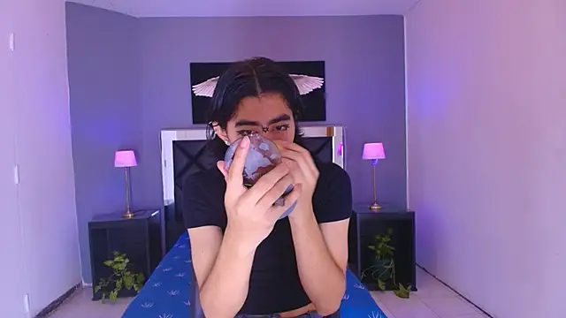 Snapshot of ryo_light chatting on September 12, 2025, 9:25 pm ryo light online show from September 12, 2025, 9:25 pm