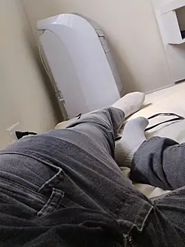 Snapshot of LeoMaduroSP chatting on November 27, 2025, 2:39 pm LeoMaduroSP online show from November 27, 2025, 2:39 pm