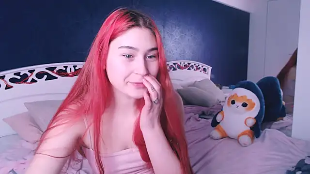 Lili Luuu online show from January 11, 2026, 8:05 pm