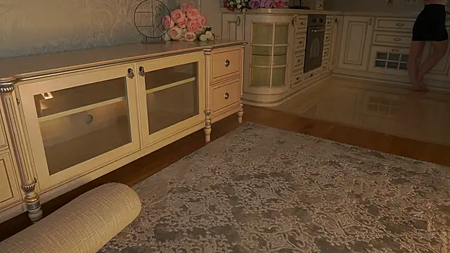 EadlinGillim online show from December 17, 2025, 3:11 am