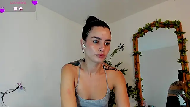 Snapshot of valerieMattson chatting on November 9, 2025, 7:07 pm valerieMattson online show from November 9, 2025, 7:07 pm