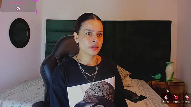 Snapshot of valerieMattson chatting on October 31, 2025, 3:08 pm valerieMattson online show from October 31, 2025, 3:08 pm