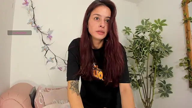 Snapshot of valerieMattson chatting on November 29, 2025, 5:24 pm valerieMattson online show from November 29, 2025, 5:24 pm