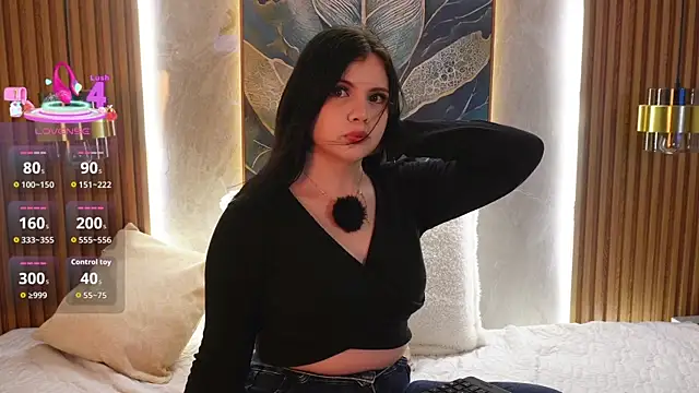 Snapshot of issa_baby2 chatting on November 25, 2025, 3:29 am issa baby2 online show from November 25, 2025, 3:29 am