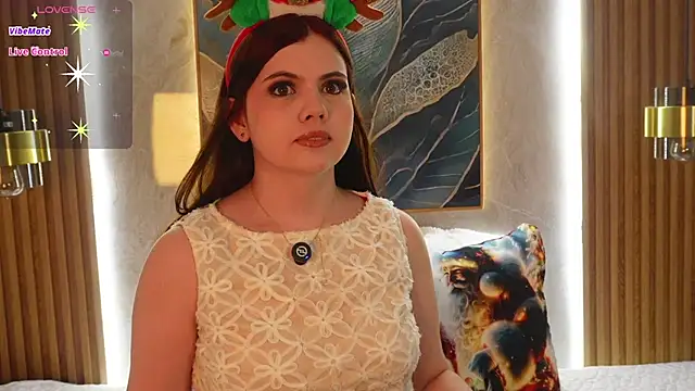 Snapshot of issa_baby2 chatting on December 15, 2025, 3:45 am issa baby2 online show from December 15, 2025, 3:45 am