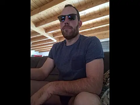 BrunJulienMetis online show from January 11, 2026, 8:21 am