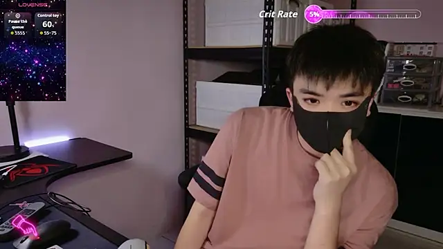 doggyman523 online show from October 10, 2025, 4:08 pm