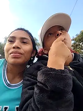 Snapshot of MelanyAndRizosss chatting on September 19, 2025, 8:13 pm MelanyAndRizosss online show from September 19, 2025, 8:13 pm