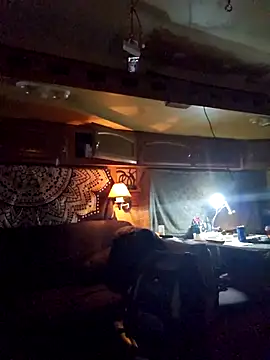 JoeyUhOh online show from November 17, 2025, 11:03 am