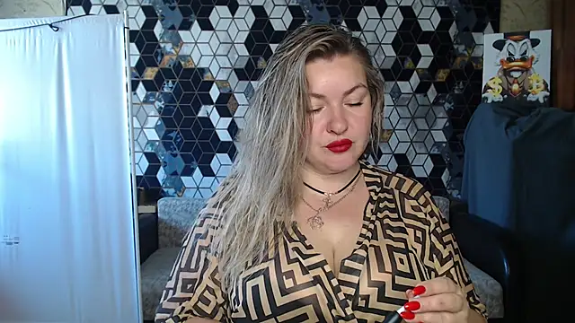 NikaSkylink online show from May 20, 2026, 5:04 am