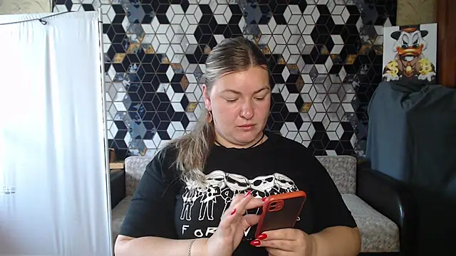 NikaSkylink online show from May 19, 2026, 5:03 am