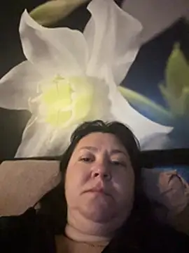 Liza Will online show from April 7, 2026, 5:31 am