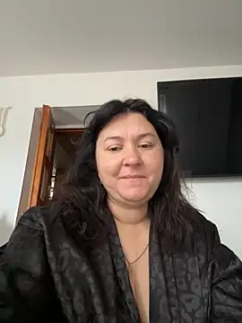 Snapshot of Liza_Will chatting on October 28, 2025, 6:23 am Liza Will online show from October 28, 2025, 6:23 am