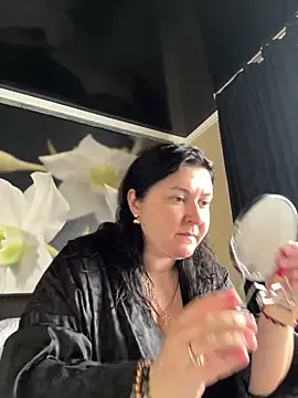 Liza Will online show from March 27, 2026, 9:54 am