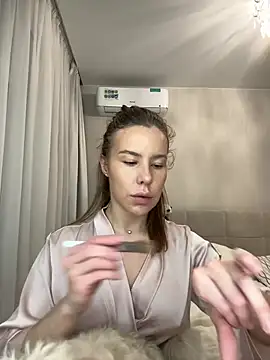 Snapshot of Ashley_Roys chatting on February 22, 2026, 3:46 pm Ashley Roys online show from February 22, 2026, 3:46 pm