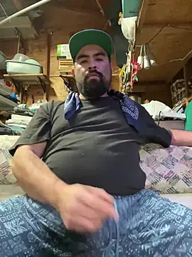 Snapshot of Jonathanfrom420 chatting on December 16, 2025, 10:25 pm Jonathanfrom420 online show from December 16, 2025, 10:25 pm