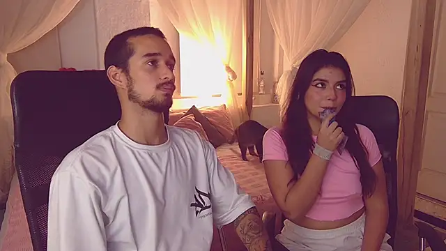 Snapshot of Laila_asher chatting on October 14, 2025, 8:48 am Laila asher online show from October 14, 2025, 8:48 am