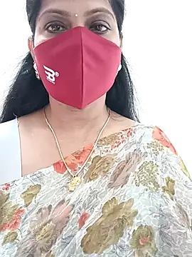 Snapshot of shivani27 chatting on October 5, 2025, 8:49 am shivani27 online show from October 5, 2025, 8:49 am