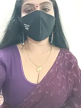 shivani27 online show from April 29, 2026, 5:52 pm