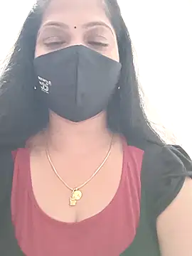 shivani27 online show from April 19, 2026, 7:31 am