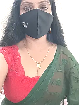 shivani27 online show from April 22, 2026, 5:31 pm