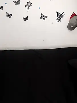 AntonelaMorriz online show from December 18, 2025, 7:46 am