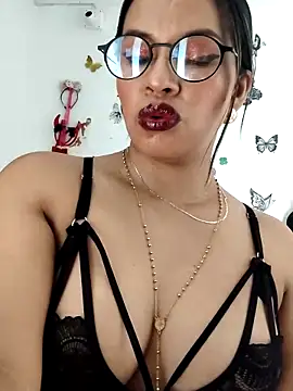 AntonelaMorriz online show from April 18, 2026, 9:55 am