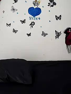 AntonelaMorriz online show from November 25, 2025, 8:14 am