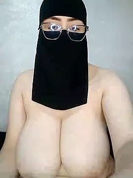 Snapshot of Arabic-loka chatting on September 14, 2025, 2:06 pm Arabic-loka online show from September 14, 2025, 2:06 pm