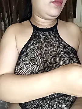 Snapshot of Fatina-arabic chatting on June 15, 2026, 7:57 pm Fatina-arabic online show from June 15, 2026, 7:57 pm