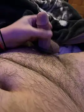 Snapshot of Malesub-84 chatting on December 17, 2025, 10:42 am Malesub-84 online show from December 17, 2025, 10:42 am