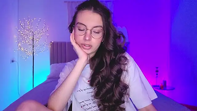 Real cutie1 online show from March 7, 2026, 2:00 pm