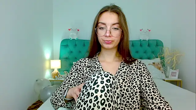 Snapshot of Real_cutie1 chatting on September 25, 2025, 8:48 pm Real cutie1 online show from September 25, 2025, 8:48 pm