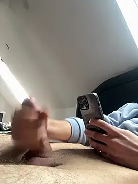 musti312 online show from February 12, 2026, 8:25 am