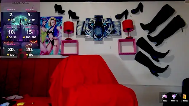 Snapshot of blondehot5v chatting on November 27, 2025, 12:44 am blondehot5v online show from November 27, 2025, 12:44 am