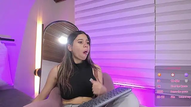 Rachell criss online show from March 8, 2026, 4:05 am