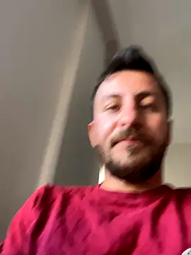 emredenizz07 online show from November 4, 2025, 7:23 am