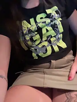 novinhacasada22 online show from January 18, 2026, 3:43 am