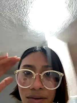 Nia Desire online show from November 18, 2025, 5:11 am