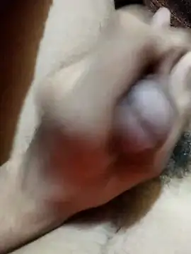 Snapshot of saneer69tew chatting on September 25, 2025, 7:42 pm saneer69tew online show from September 25, 2025, 7:42 pm