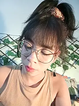 Snapshot of dolliette24 chatting on May 18, 2026, 5:34 am dolliette24 online show from May 18, 2026, 5:34 am