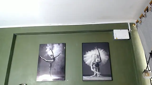 Snapshot of Evaa_18 chatting on October 10, 2025, 5:36 pm Evaa 18 online show from October 10, 2025, 5:36 pm