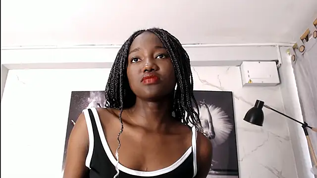 Snapshot of Evaa_18 chatting on November 6, 2025, 5:50 pm Evaa 18 online show from November 6, 2025, 5:50 pm